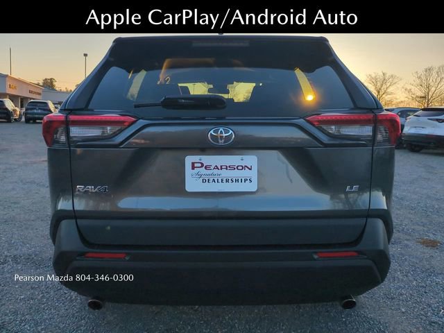 Used 2021 Toyota RAV4 LE image 5