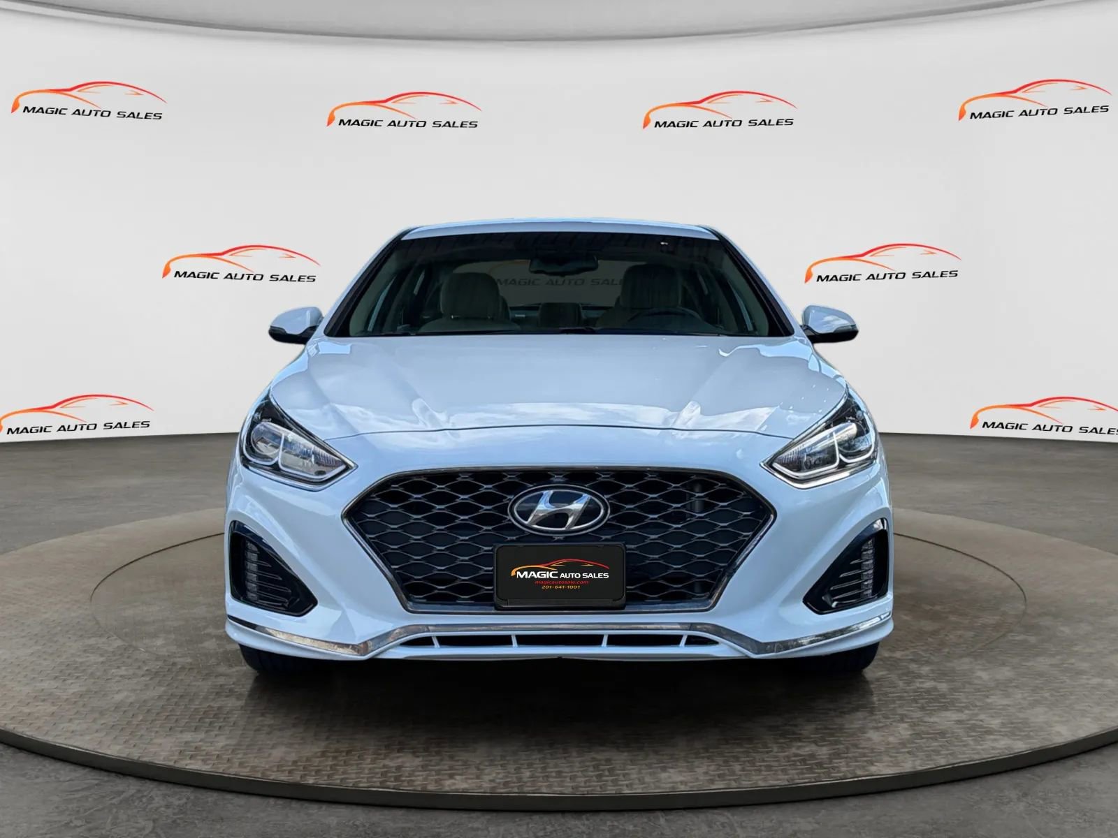 Used 2019 Hyundai Sonata SEL FWD image 2