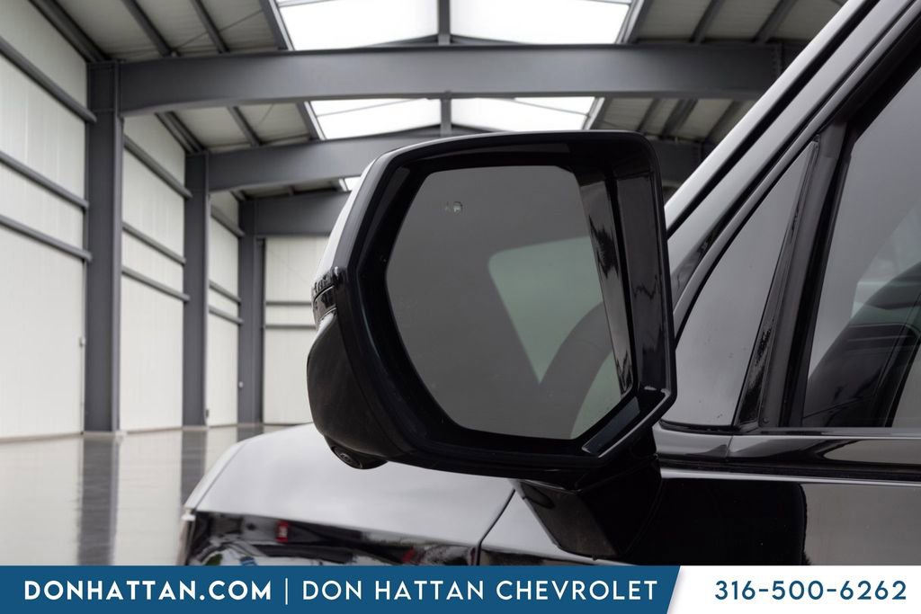 Used 2025 Chevrolet Tahoe RST AWD/4WD image 26