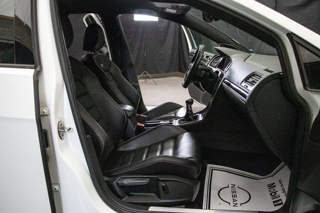 Used 2019 Volkswagen Golf R 4-Door image 15