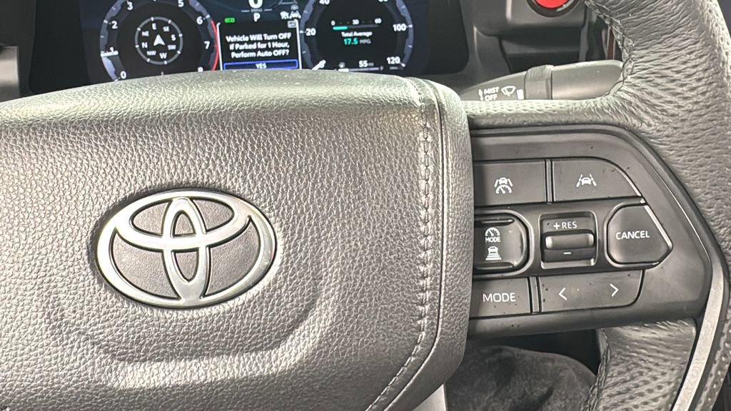 Used 2025 Toyota Tacoma TRD Sport image 21