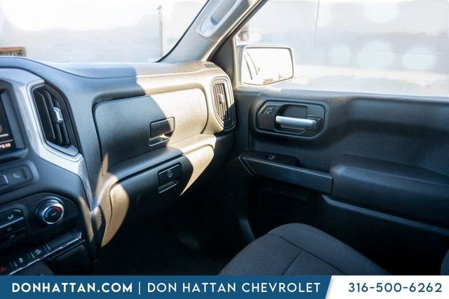 Used 2021 Chevrolet Silverado 1500 Custom Trail Boss w/ LPO, Dark Essentials Package image 12