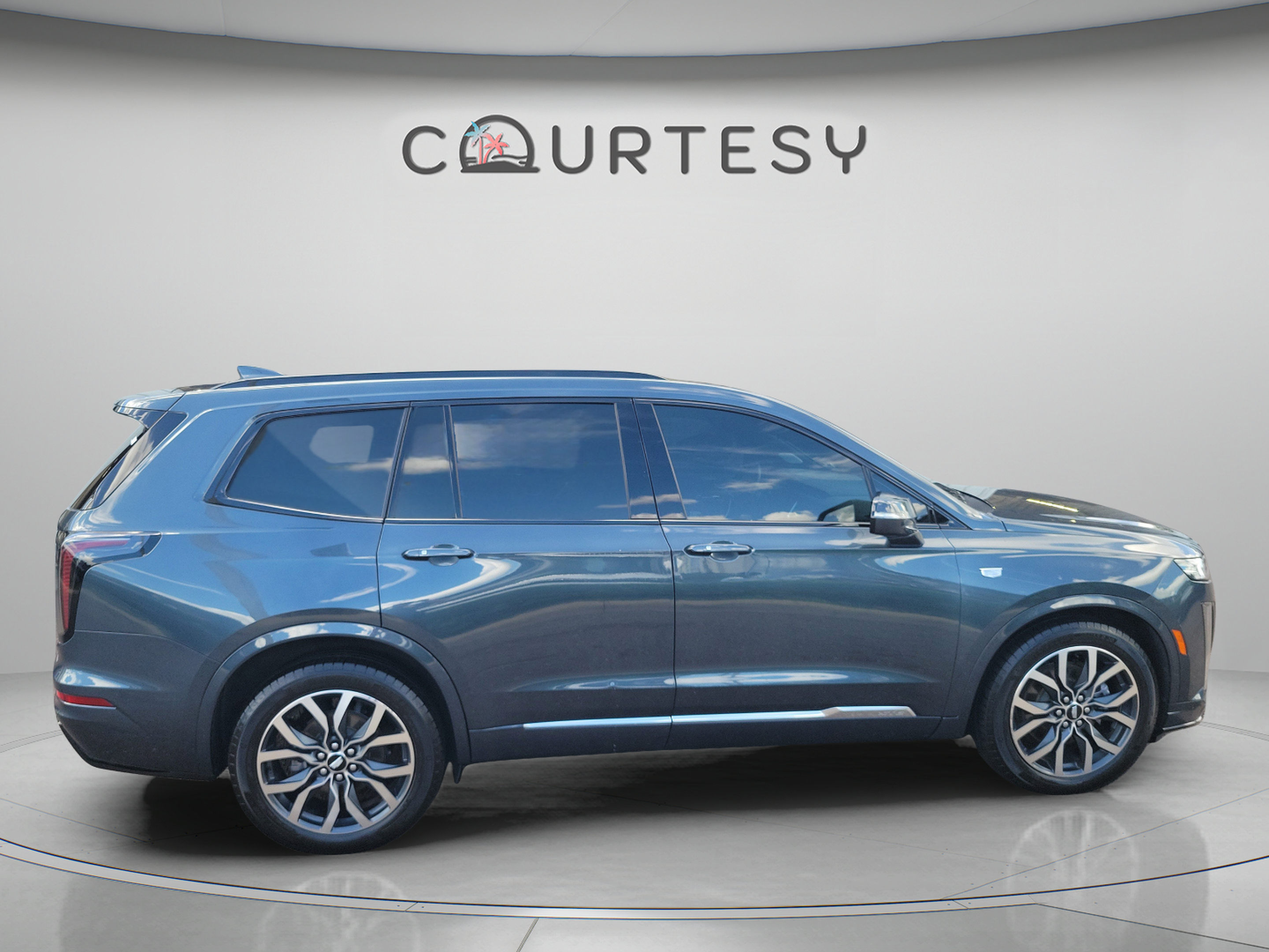 Used 2021 Cadillac XT6 Sport AWD/4WD image 5