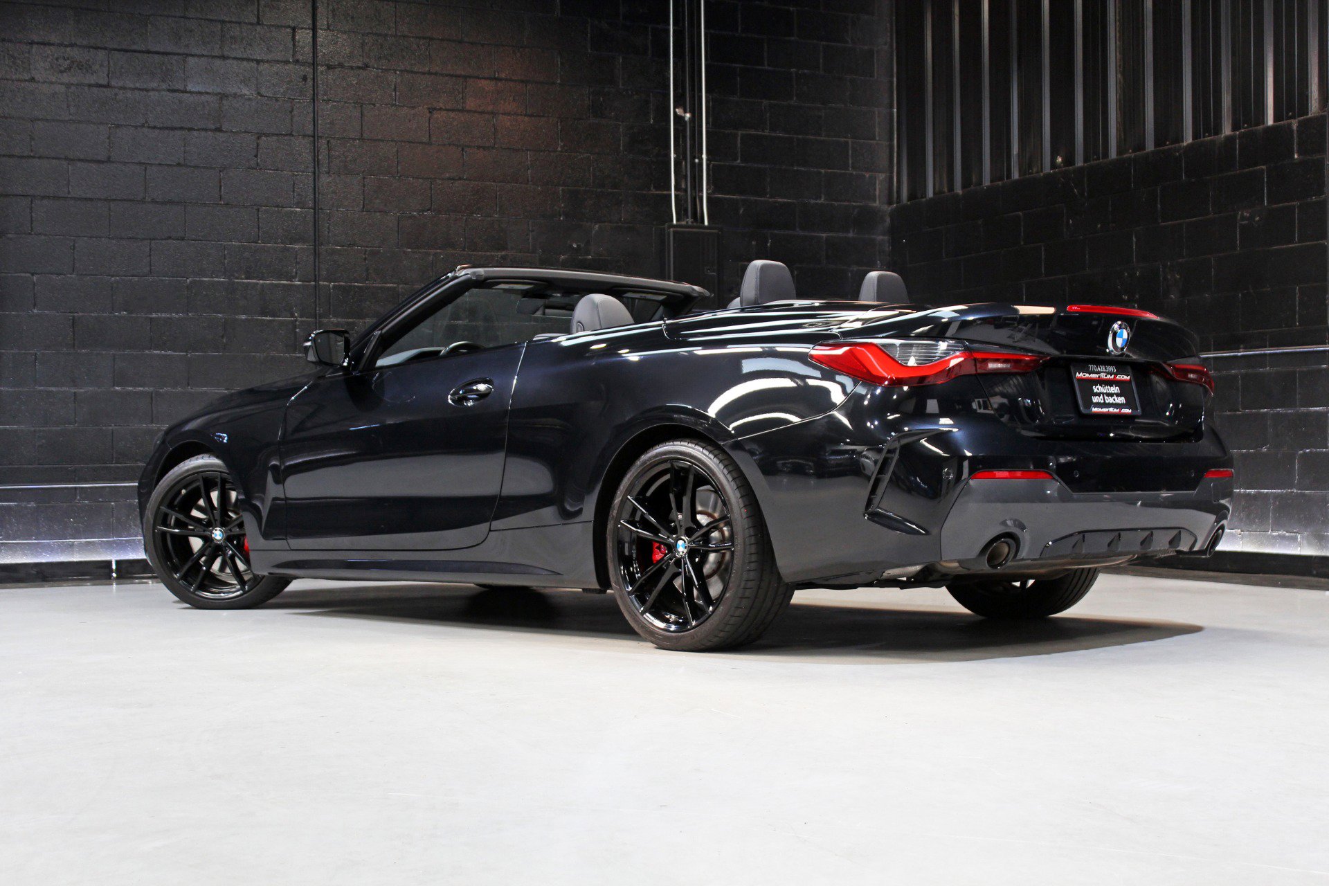 Used 2023 BMW 430i Convertible w/ M Sport Package RWD image 11