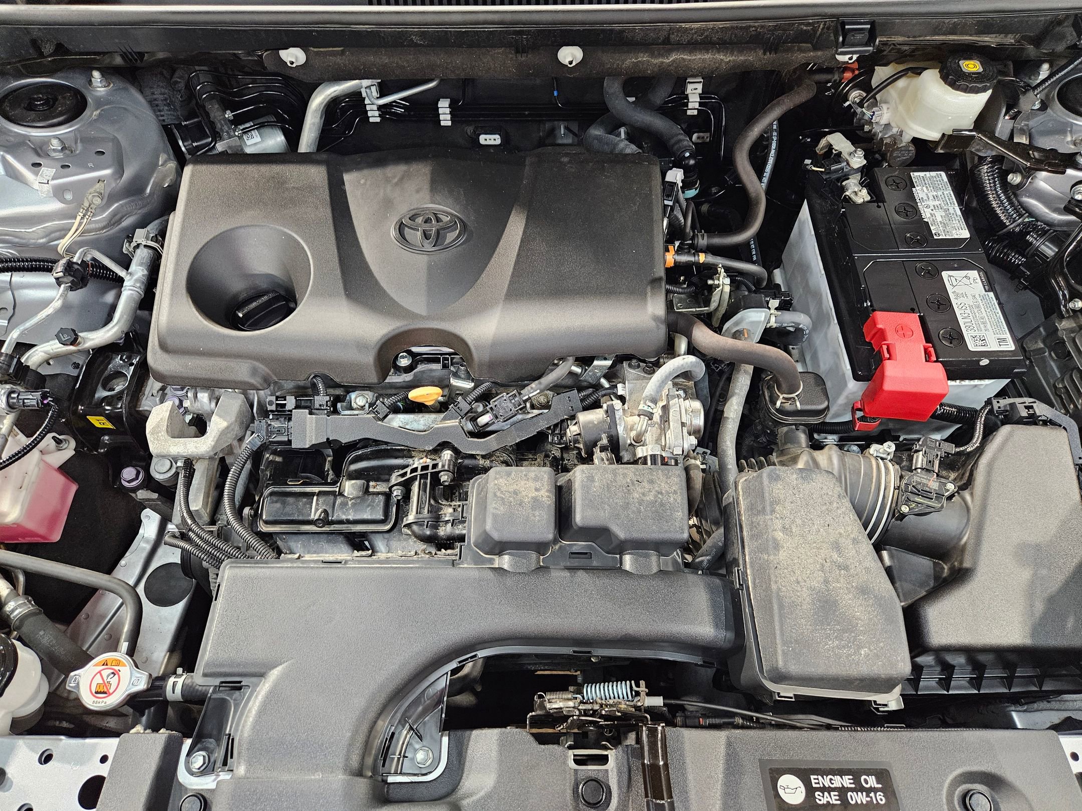 Used 2023 Toyota RAV4 XLE Premium image 19