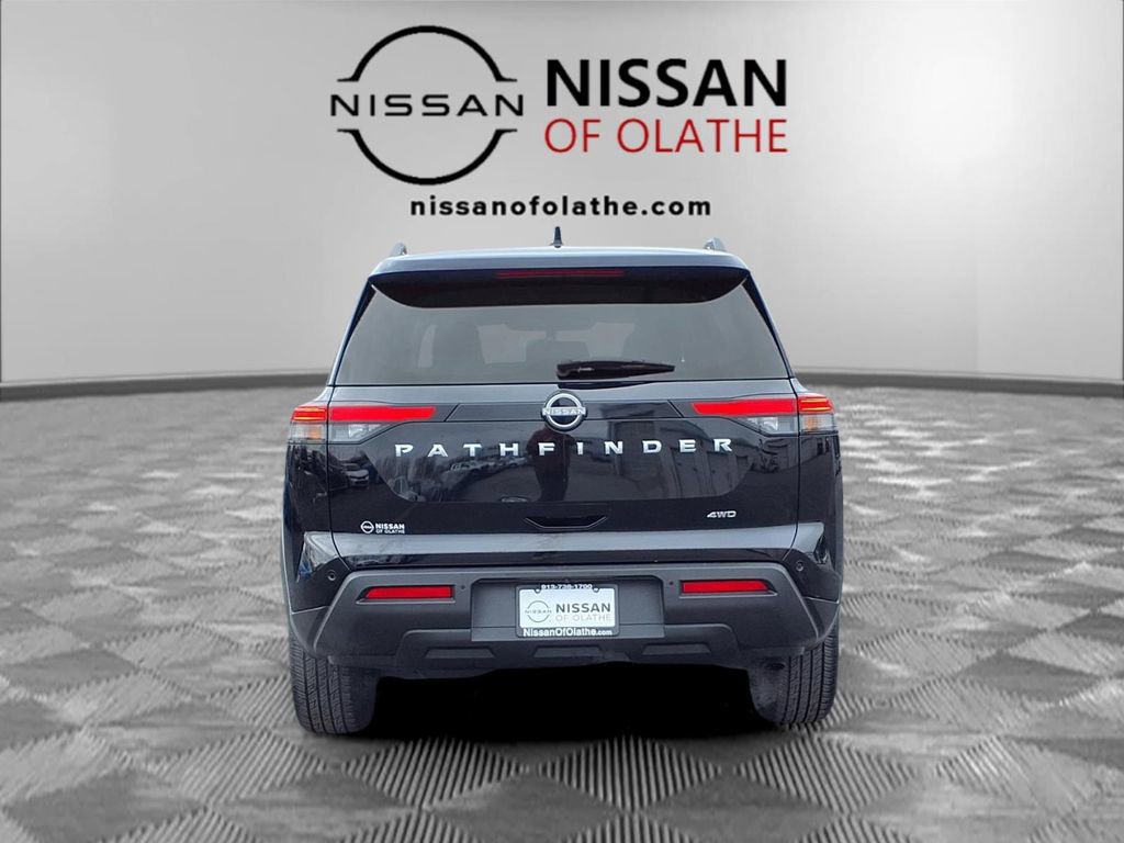 Used 2025 Nissan Pathfinder SV image 26