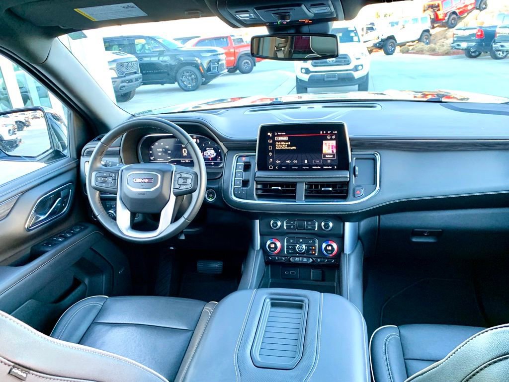 Used 2023 GMC Yukon SLT image 28