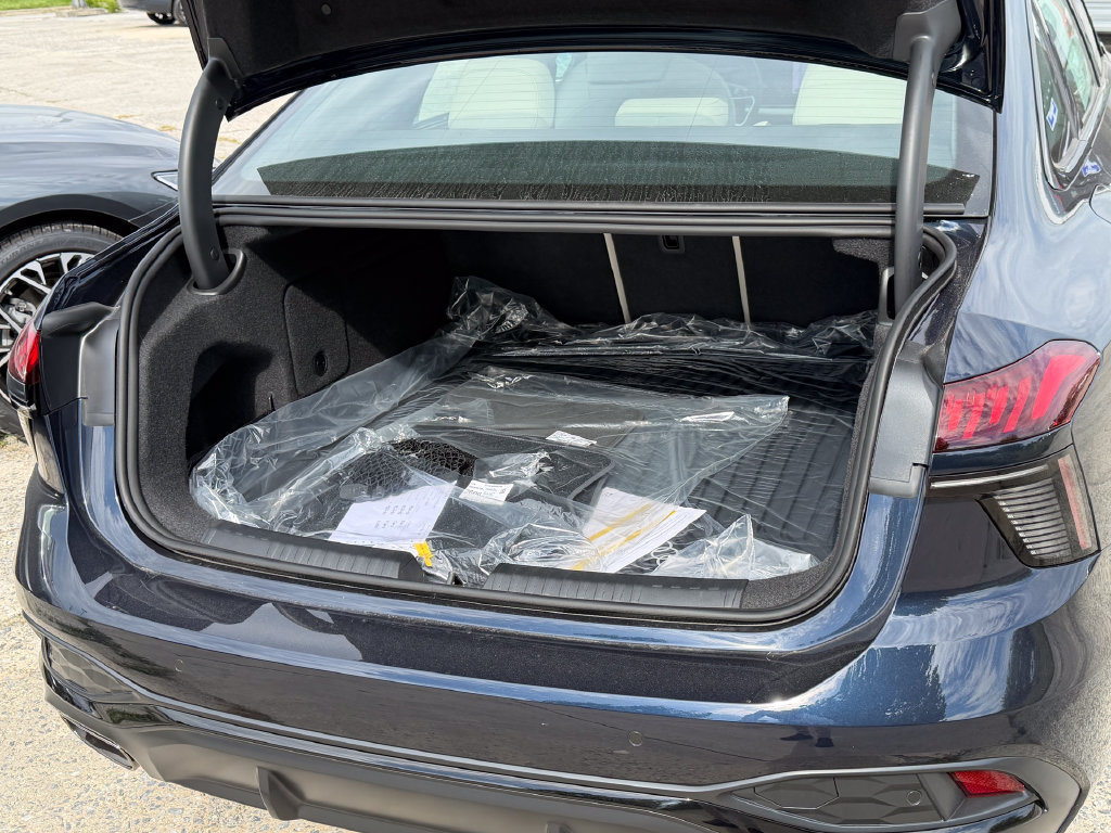New 2026 Audi A6 Premium Plus AWD/4WD image 14