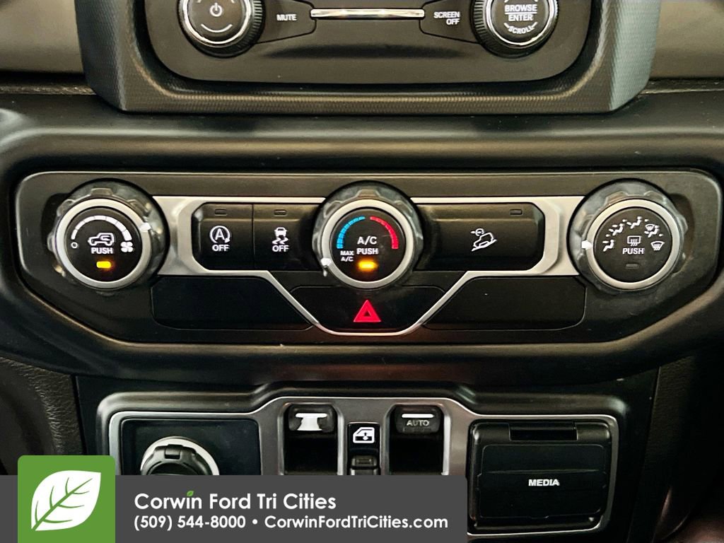 Used 2019 Jeep Wrangler Unlimited Sport S AWD/4WD image 9