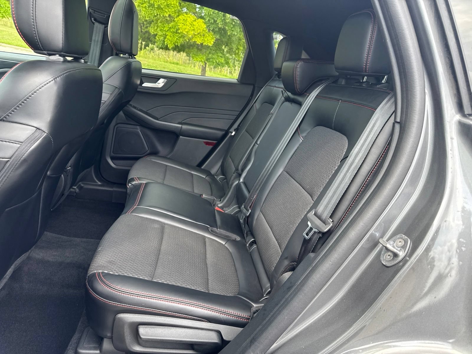 Used 2023 Ford Escape ST-Line w/ Tech Pack #1 AWD/4WD image 17