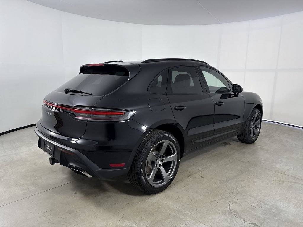 New 2026 Porsche Macan AWD/4WD image 7