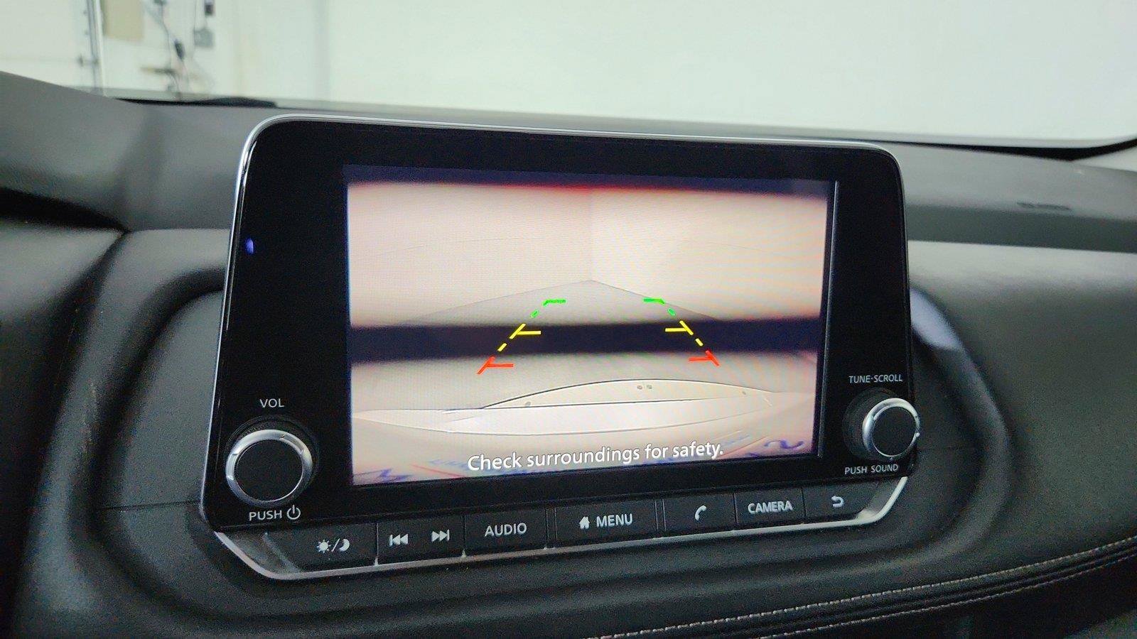Used 2024 Nissan Rogue S AWD/4WD image 34