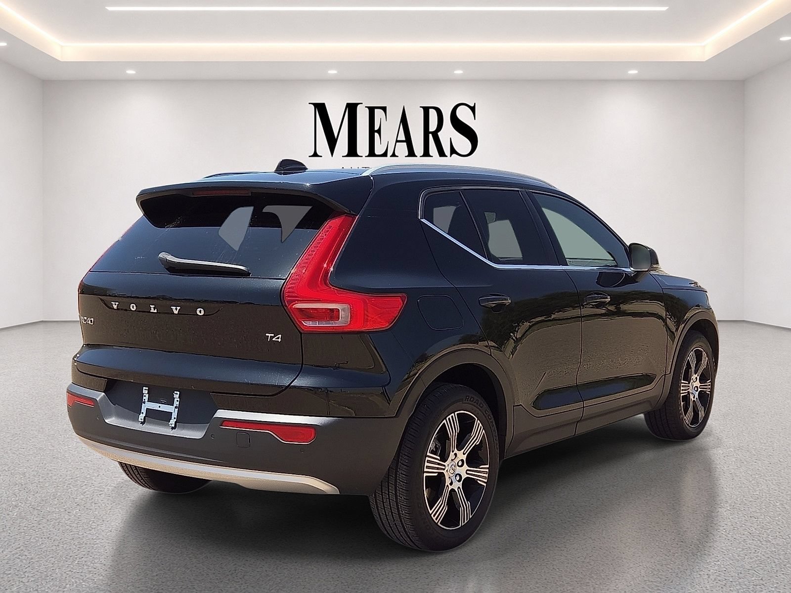 Used 2021 Volvo XC40 T4 Inscription FWD image 6