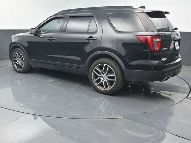 Used 2016 Ford Explorer Sport w/ Equipment Group 401A AWD/4WD image 3