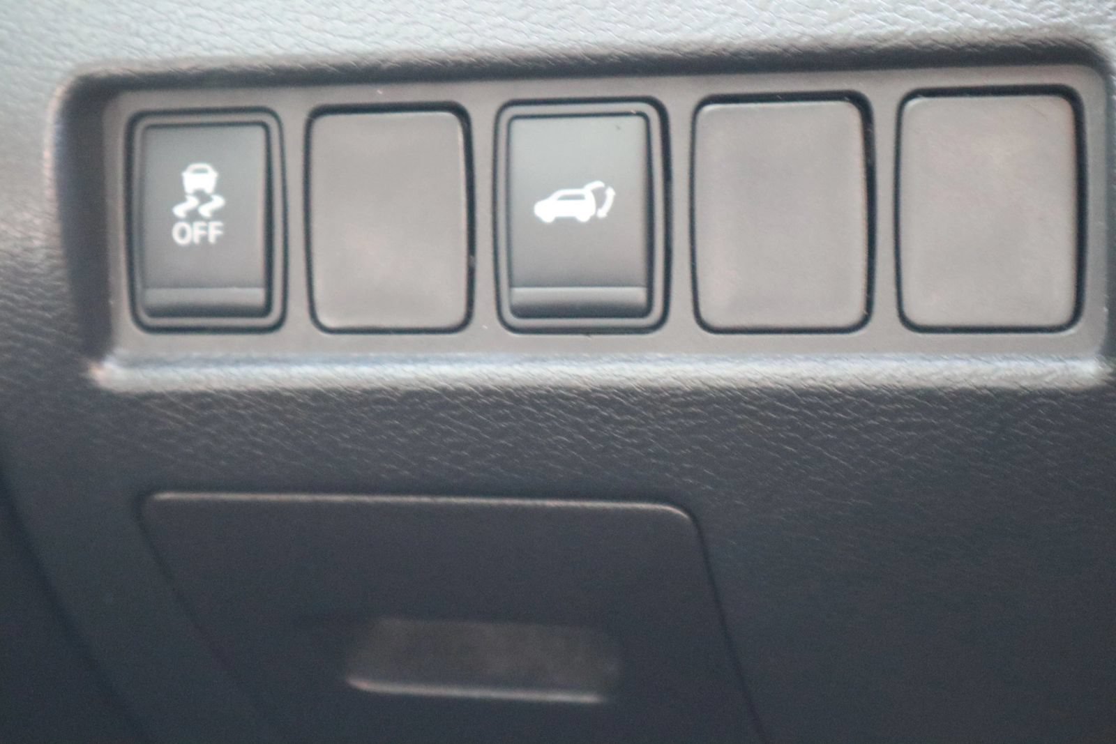 Used 2015 Nissan Murano SL w/ SL Technology Package FWD image 29