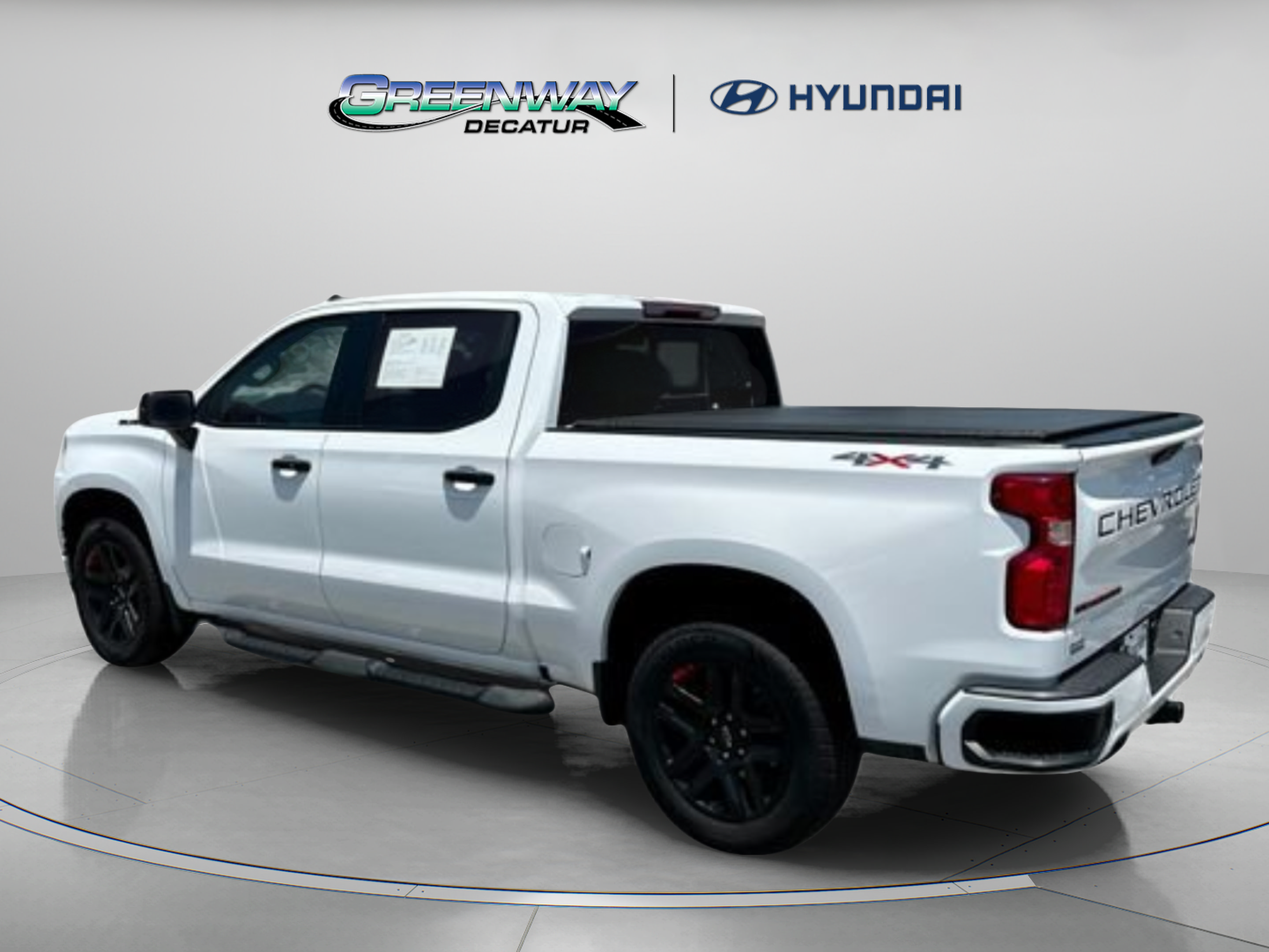 Used 2022 Chevrolet Silverado 1500 RST w/ Redline Edition AWD/4WD image 6
