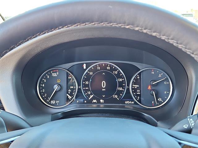 Used 2024 Buick Enclave Avenir w/ Avenir Technology Package image 16