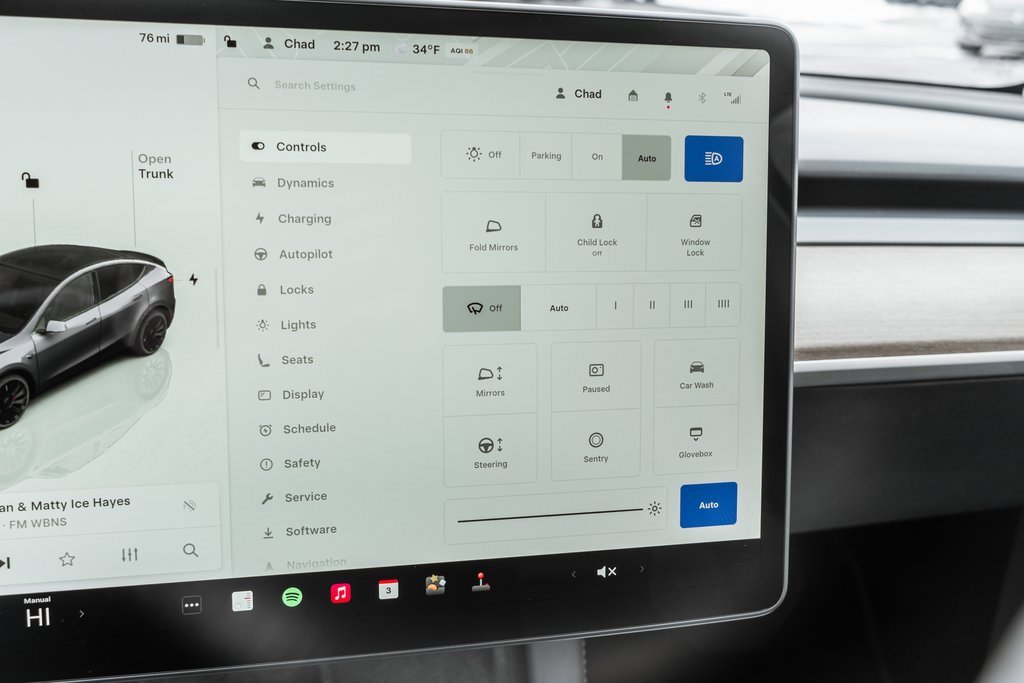 Used 2022 Tesla Model Y Performance image 8