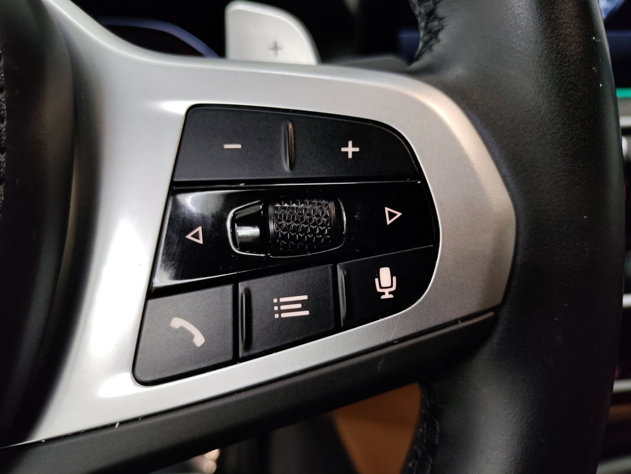 Certified 2023 BMW 540i w/ M Sport Package image 17