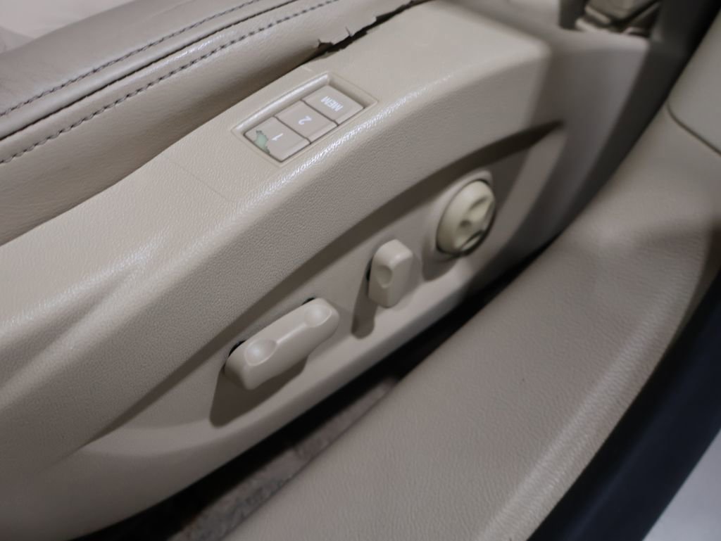 Used 2012 Buick LaCrosse Premium image 12