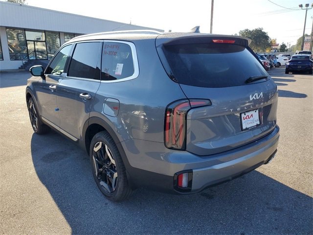 New 2025 Kia Telluride EX w/ EX Captain's Chair Package image 3