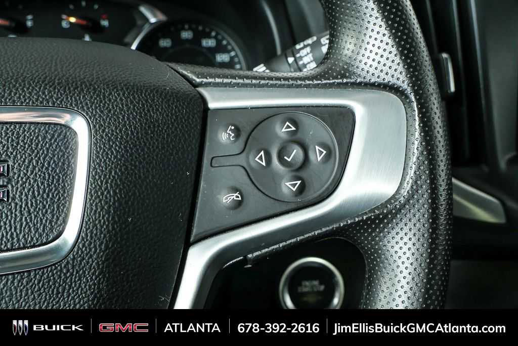 Used 2024 GMC Terrain SLE image 11