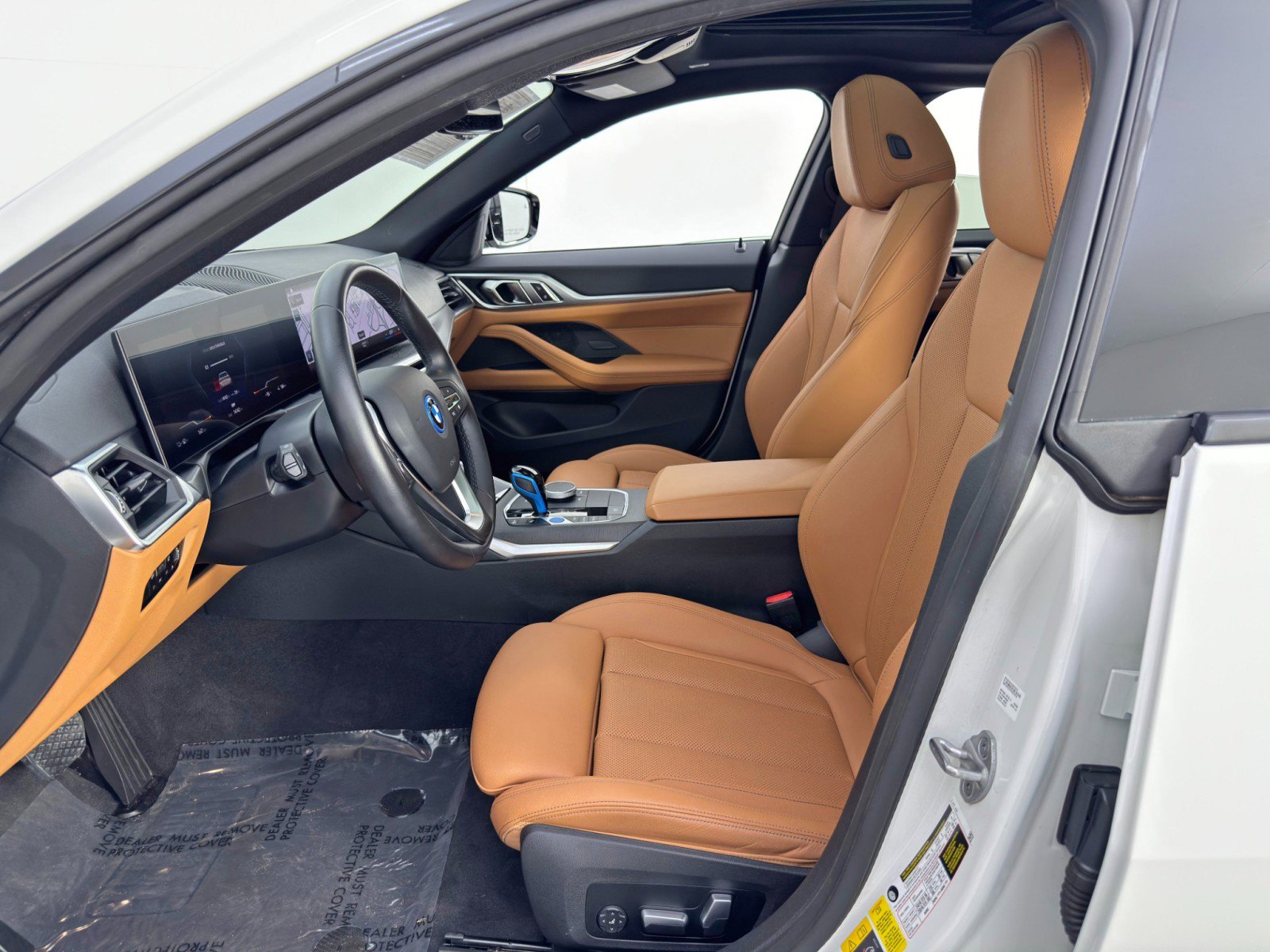 Used 2023 BMW i4 eDrive35 image 16