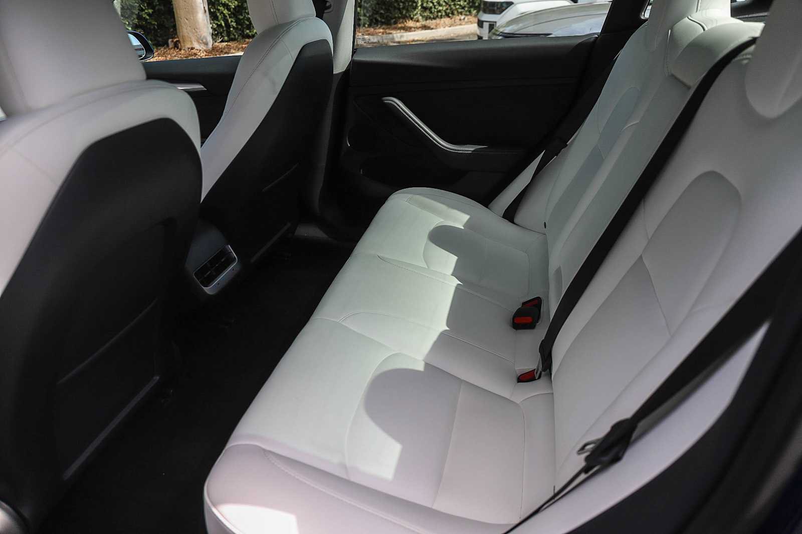 Used 2023 Tesla Model 3 Standard Range RWD image 17