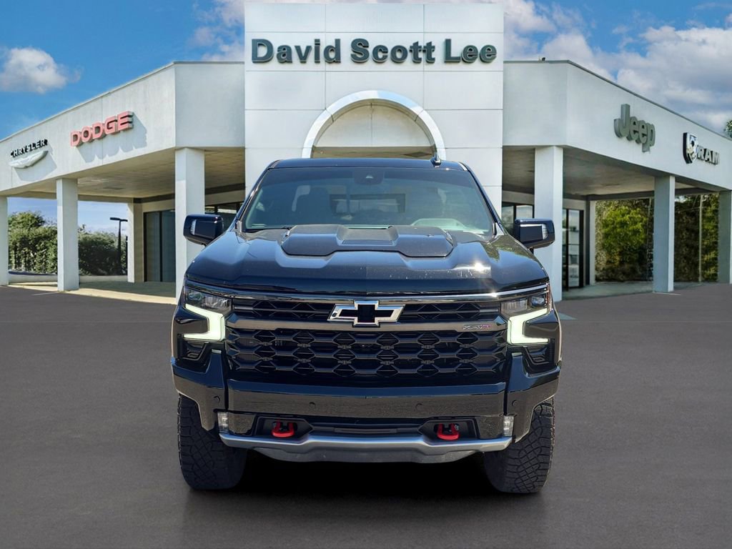 Used 2025 Chevrolet Silverado 1500 ZR2 AWD/4WD image 2
