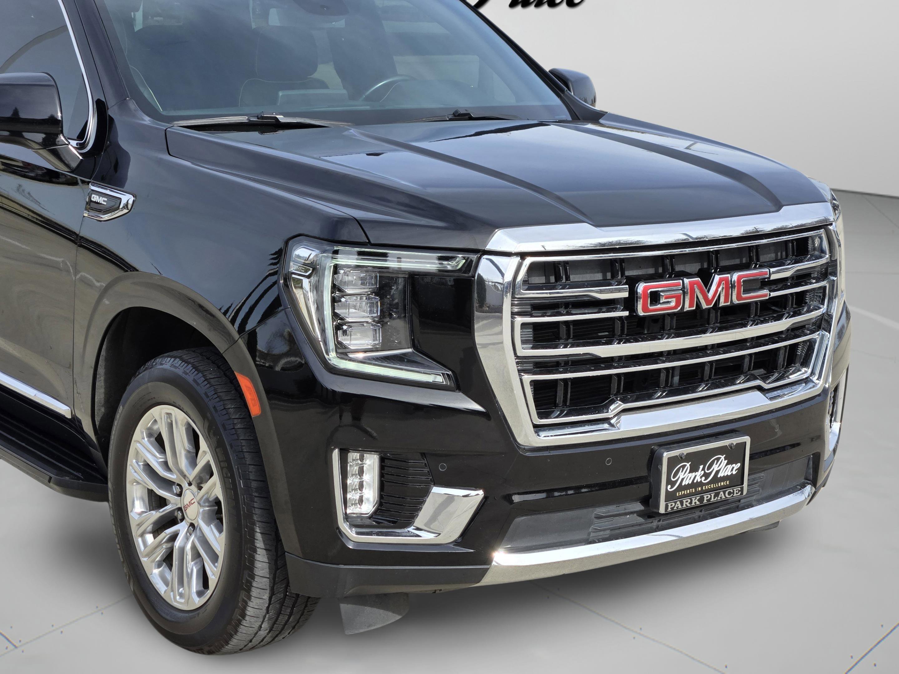 Used 2023 GMC Yukon SLT image 7