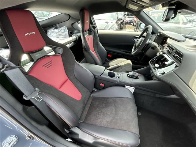 Used 2024 Nissan Z NISMO w/ Floor Mat Package image 13
