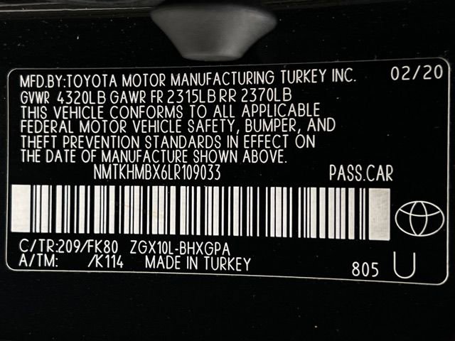 Used 2020 Toyota C-HR XLE FWD image 22