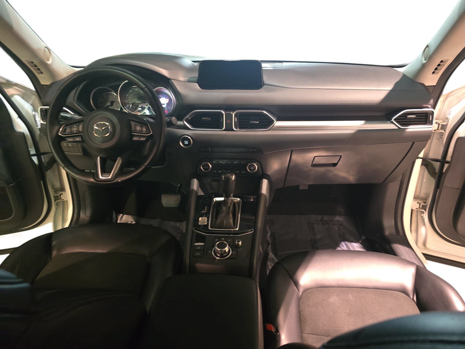 Used 2018 MAZDA CX-5 Touring FWD image 9