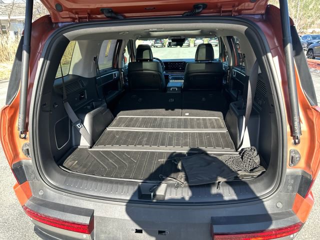 Used 2024 Hyundai Santa Fe Limited image 23