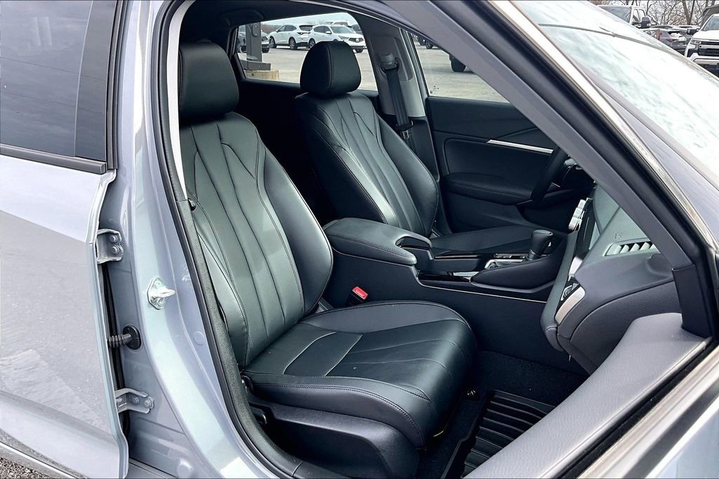 Certified 2026 Acura Integra FWD image 9