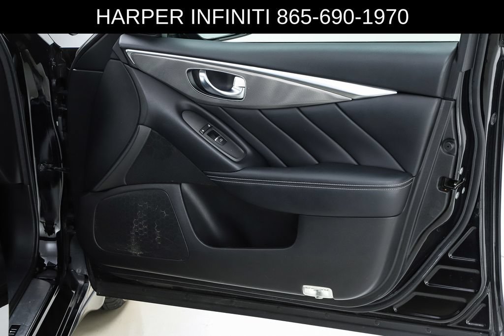 Used 2015 INFINITI Q50 Premium w/ Cargo Package RWD image 31