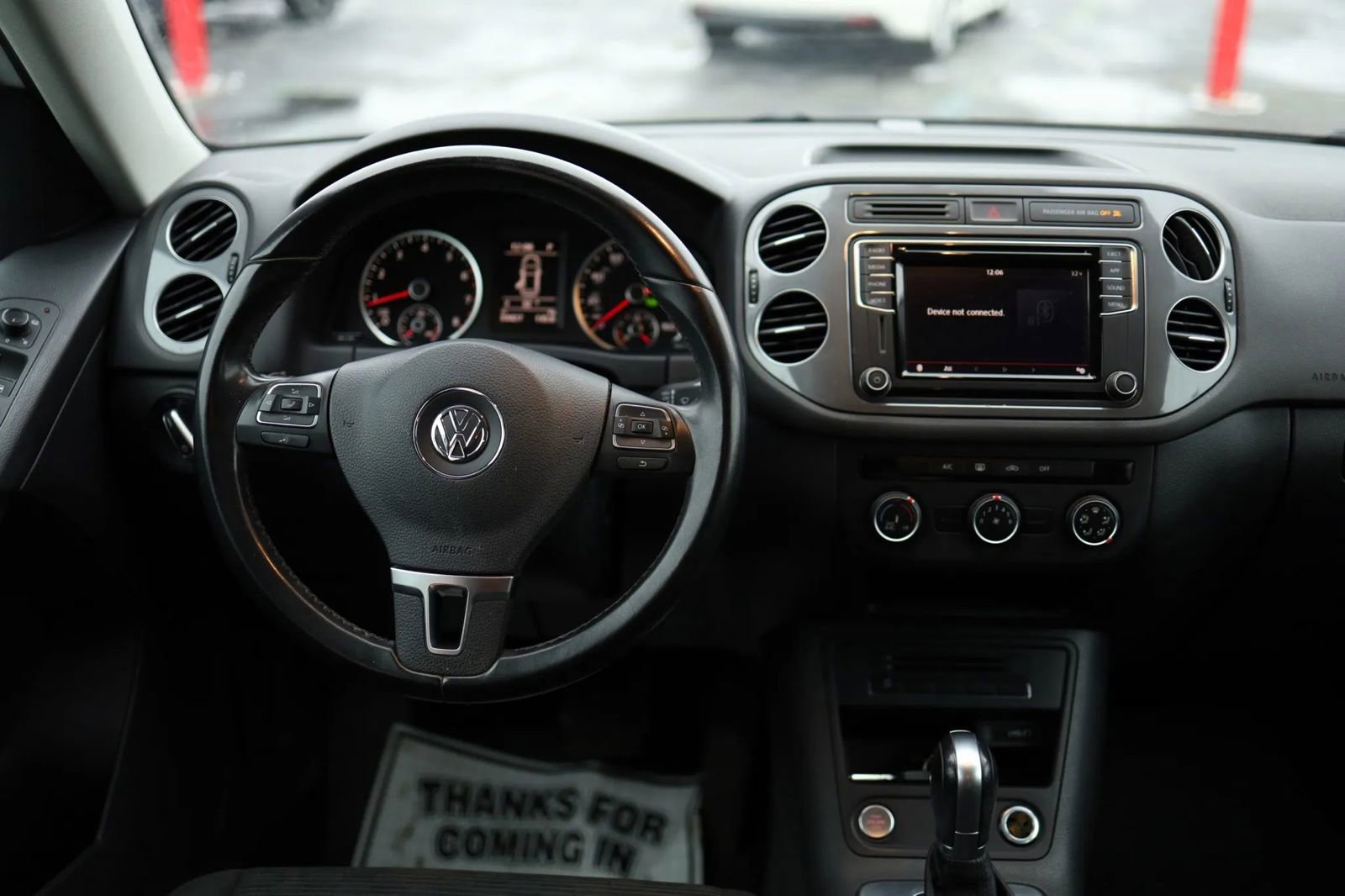 Used 2017 Volkswagen Tiguan S image 35