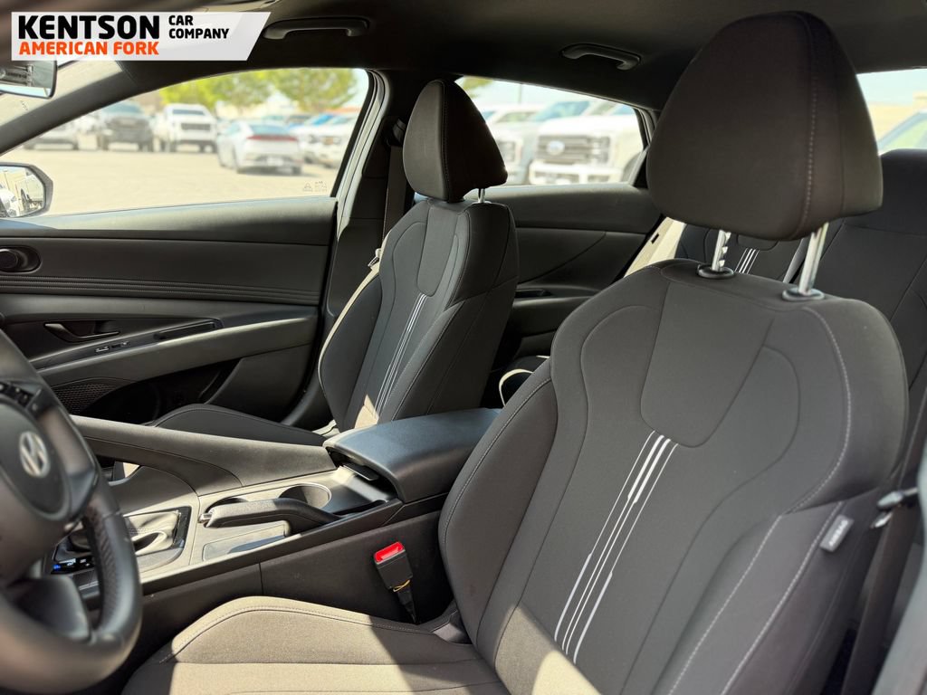 Used 2026 Hyundai Elantra Sport FWD image 26