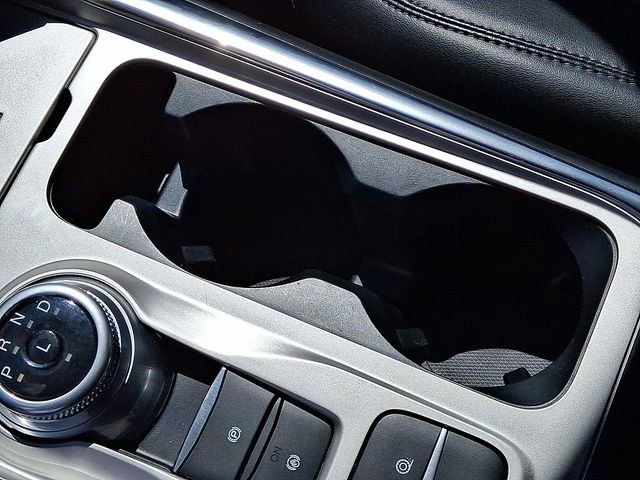 Used 2022 Ford Explorer XLT image 32