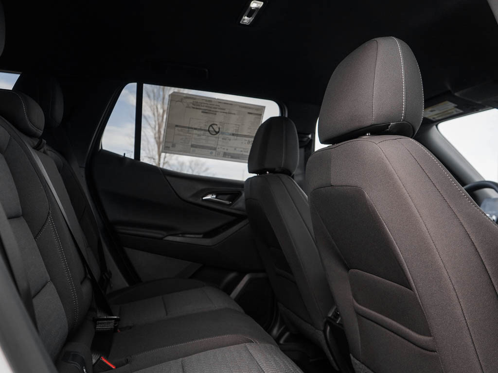 New 2026 Chevrolet Equinox LT w/ Safety and Technology Package image 11