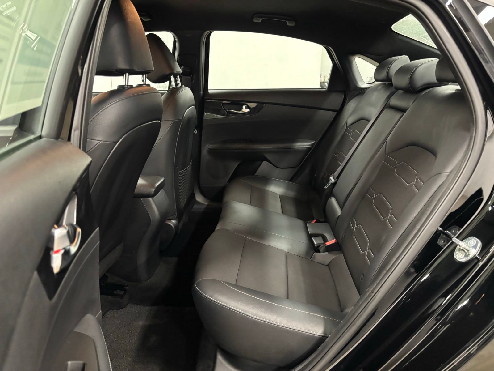 Used 2023 Kia Forte GT-Line FWD image 17