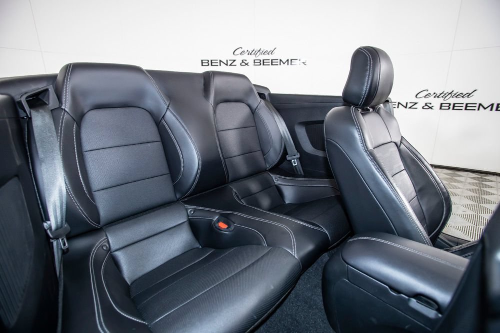 Used 2021 Ford Mustang GT Premium w/ GT Performance Package RWD image 17