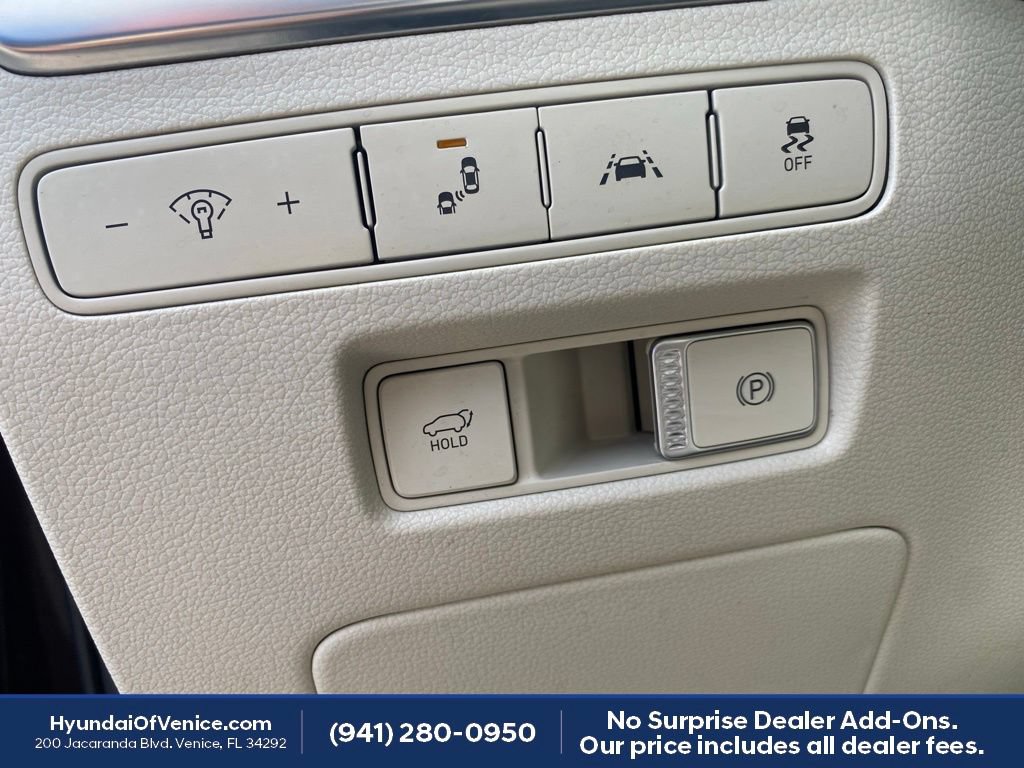 Used 2020 Hyundai Palisade Limited FWD image 16