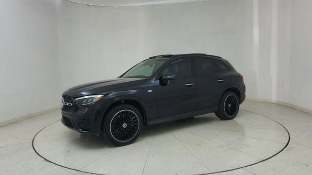 Used 2025 Mercedes-Benz GLC 350e 4MATIC image 69