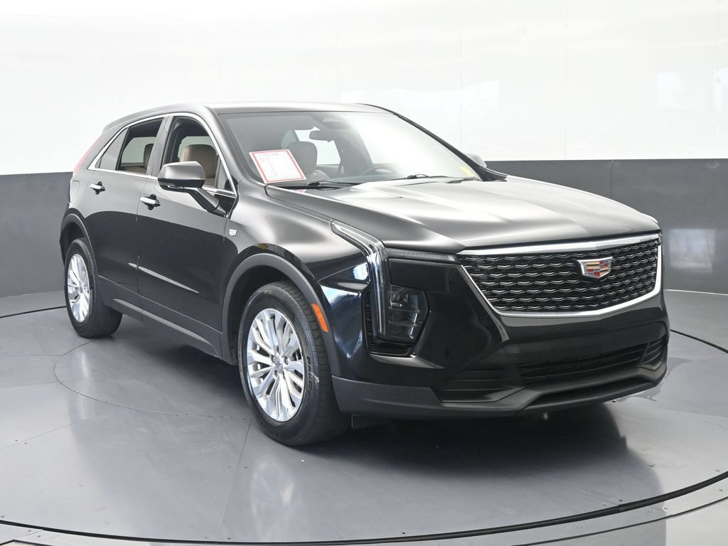Used 2024 Cadillac XT4 Luxury FWD image 9