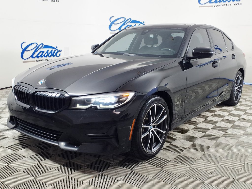 Used 2020 BMW 330i Sedan w/ Convenience Package RWD image 3