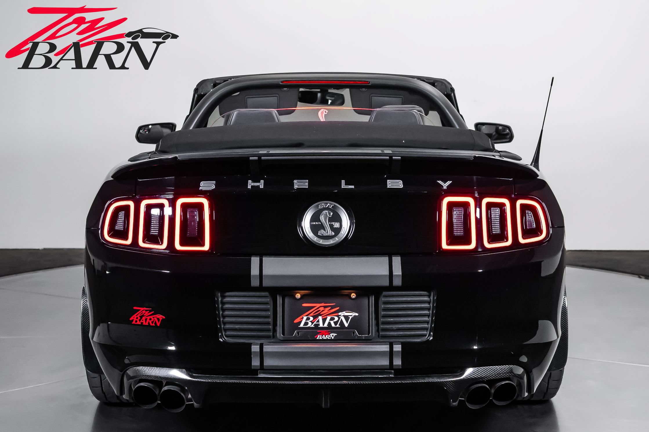 Used 2014 Ford Mustang Shelby GT500 w/ Equipment Group 821A RWD image 4