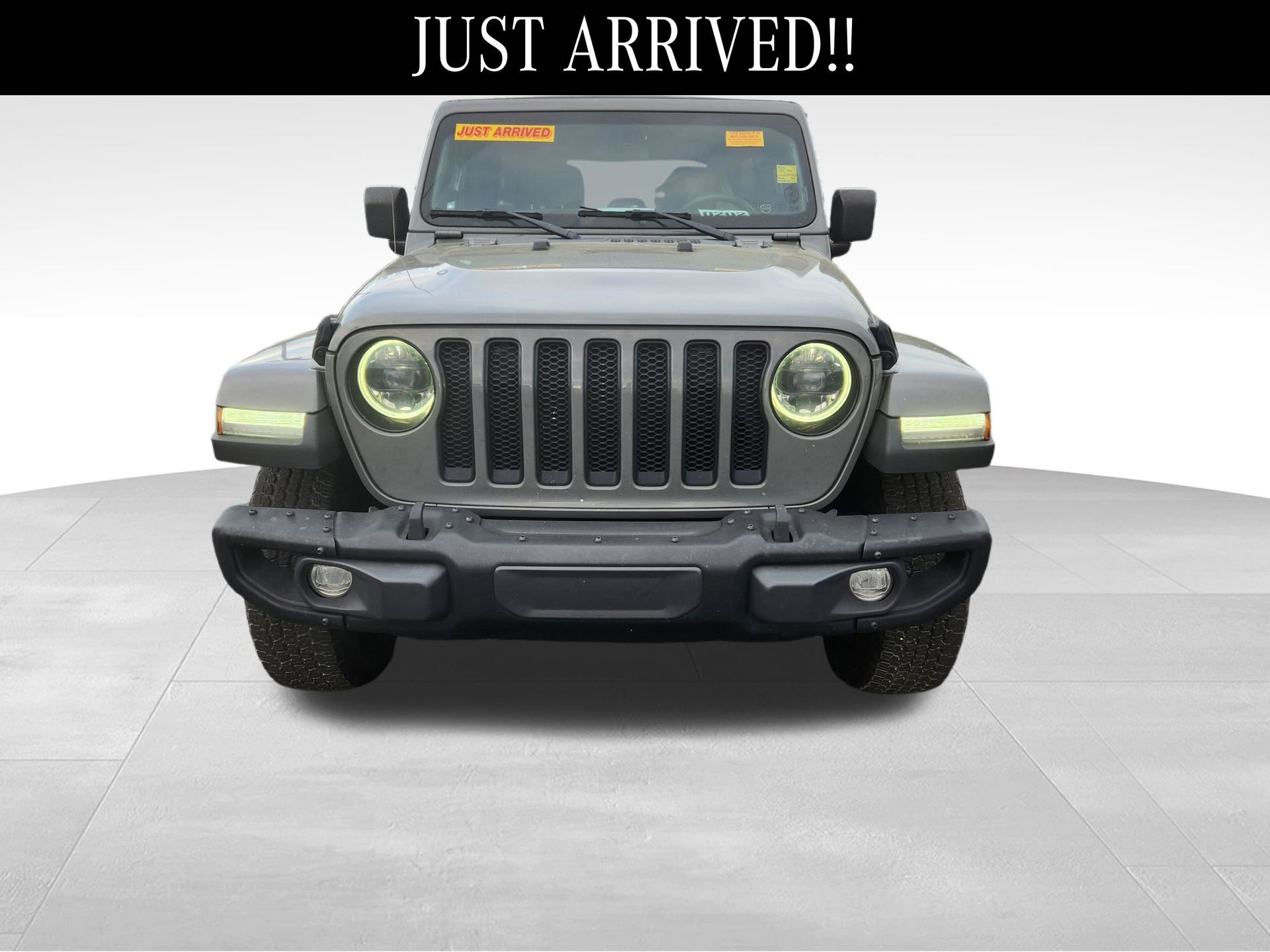 Used 2023 Jeep Wrangler Sport S image 2