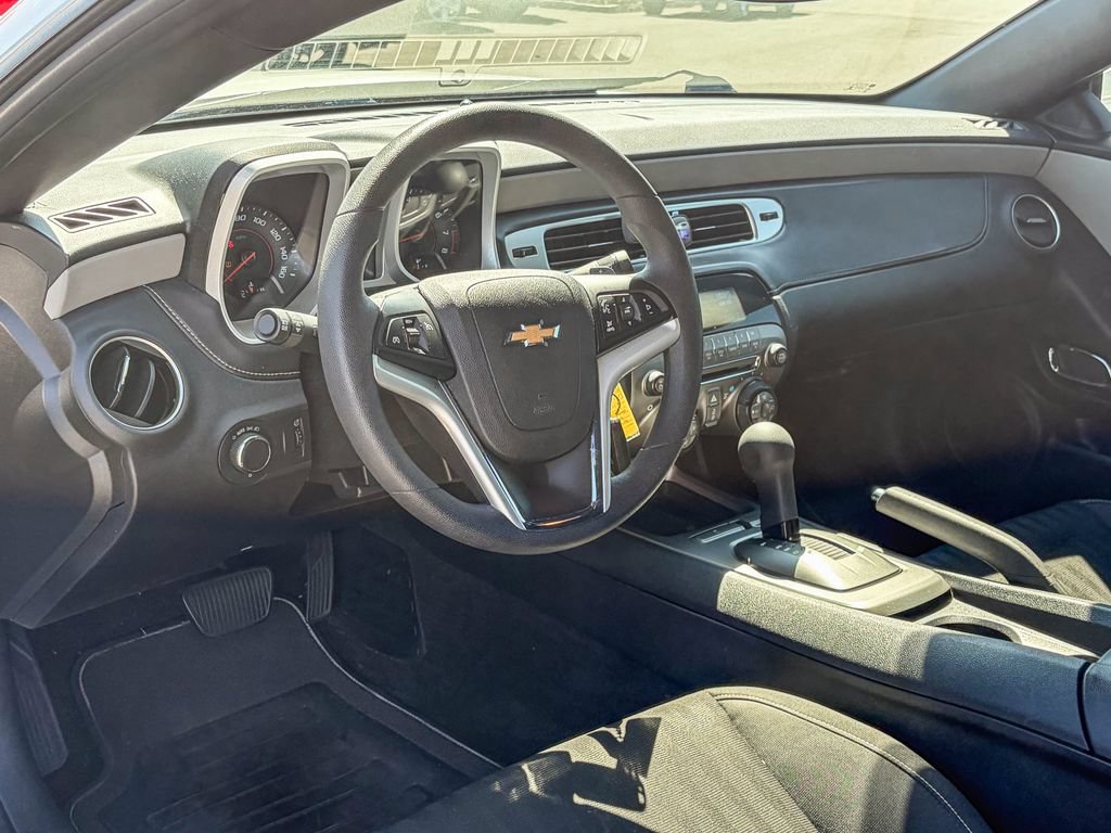 Used 2014 Chevrolet Camaro LS RWD image 8