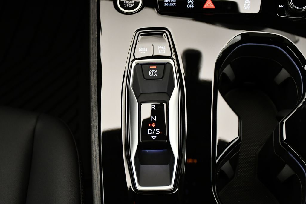 Used 2025 Audi A5 2.0T Premium w/ Convenience Package image 30